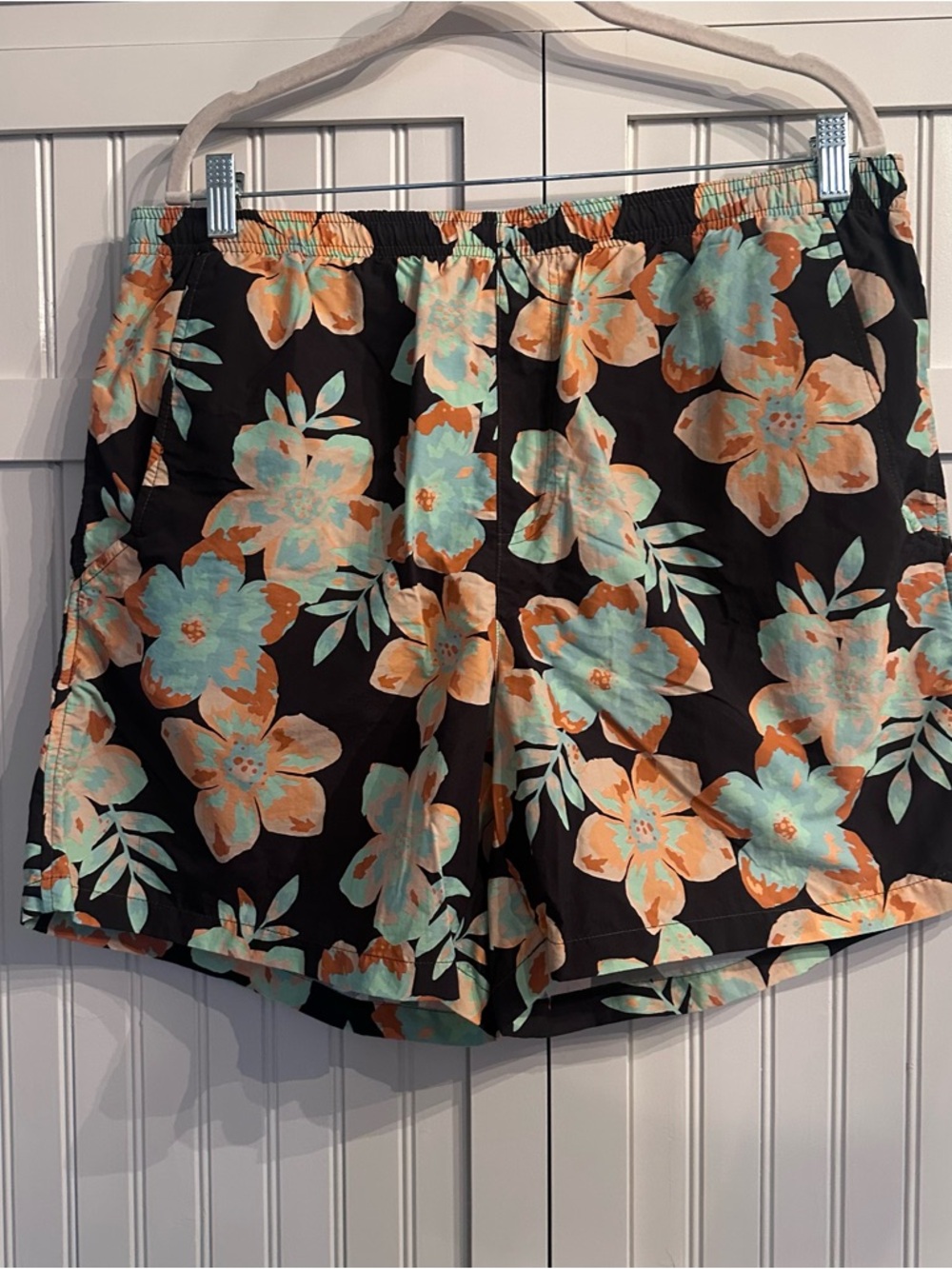 Columbia PFG Mens Swim Trunks Size Large Floral Tropical 6" Inseam Black